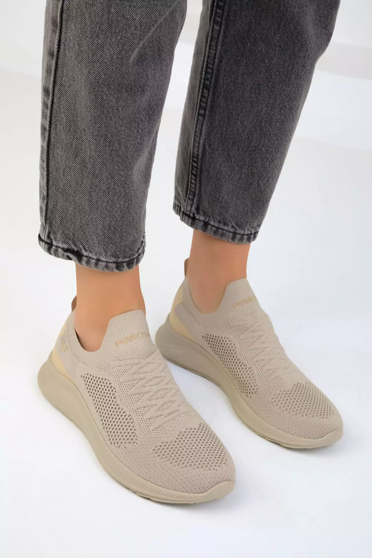 Round Toe Knit Shoes