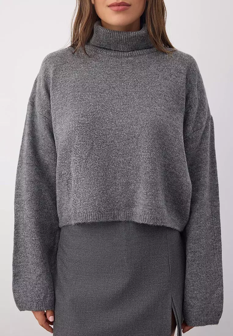 Wardrobe Essentials Anthracite Wide-Cut Soft-Textured Crop/Short Knit Sweater |