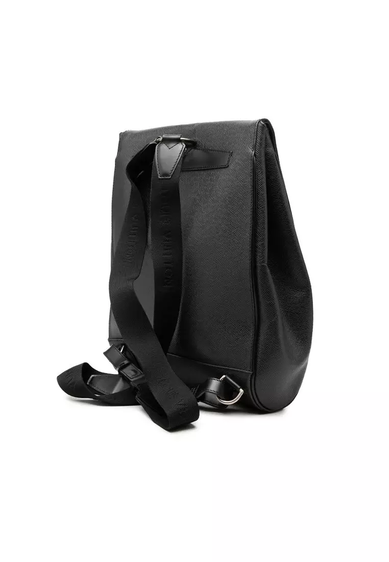 Louis Vuitton Pre-Loved Louis Vuitton Taiga Cassiar 2026 | Buy