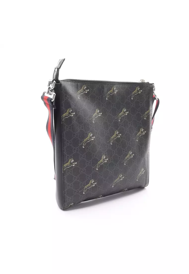 Gucci supreme bag black new arrivals