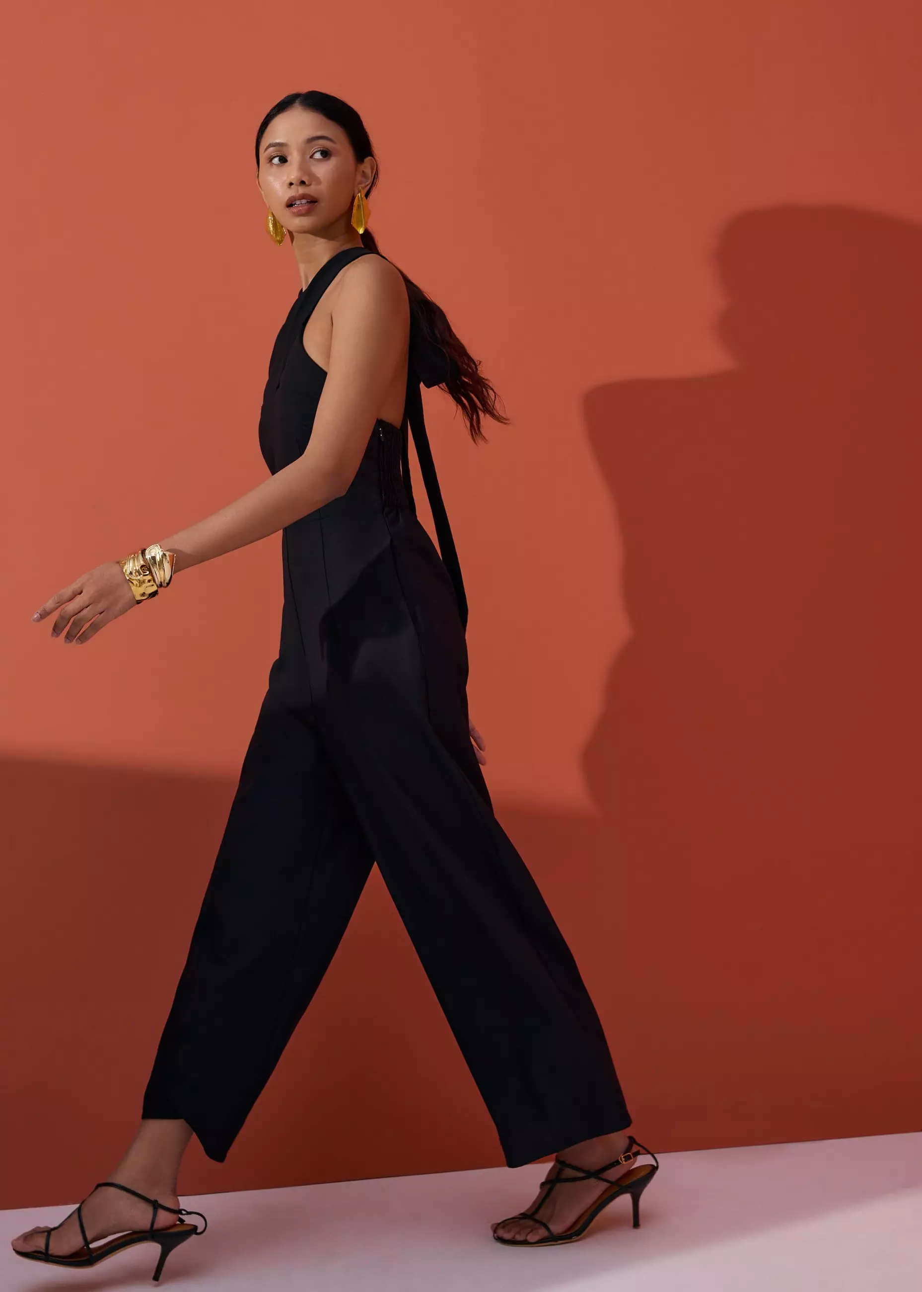 Jumpsuit Wanita - BraFree by LB Multi-way Linen Halter Jumpsuit