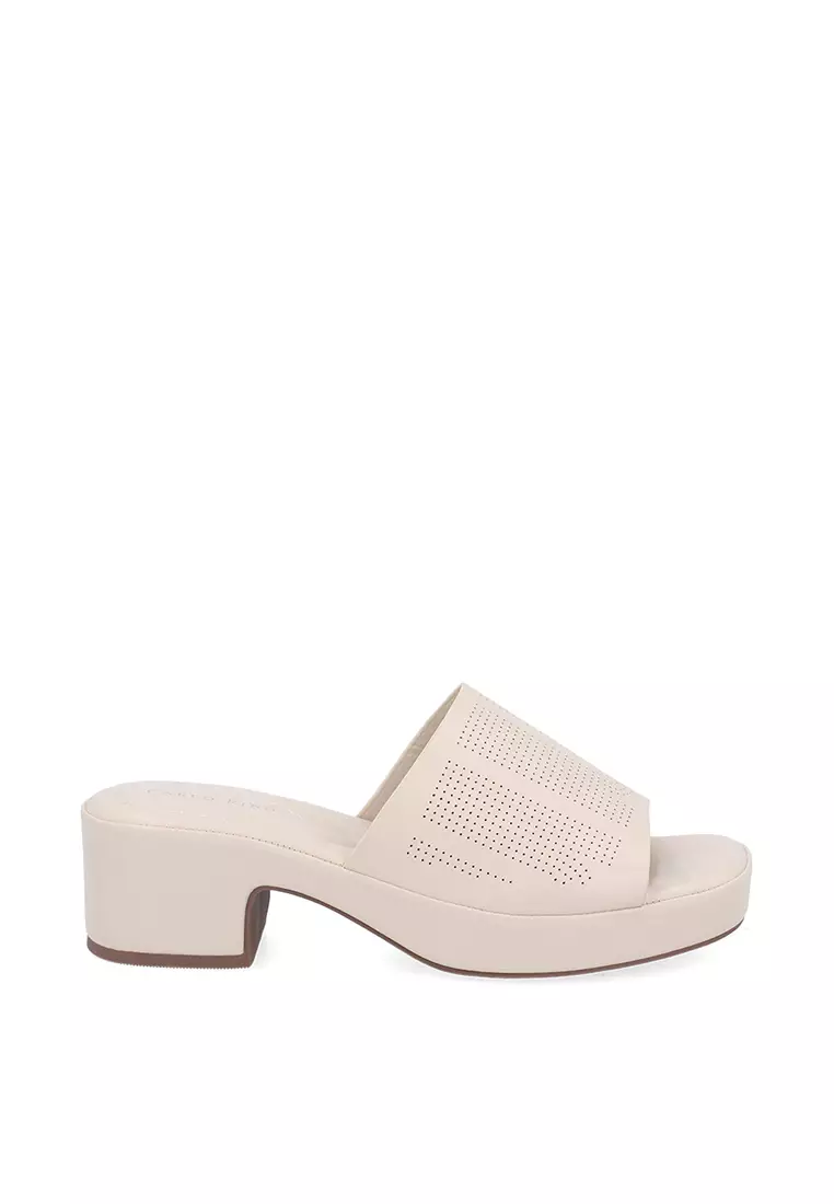 Discount on Carlo Rino  shoes - SKU: Nude Panthea Sandals