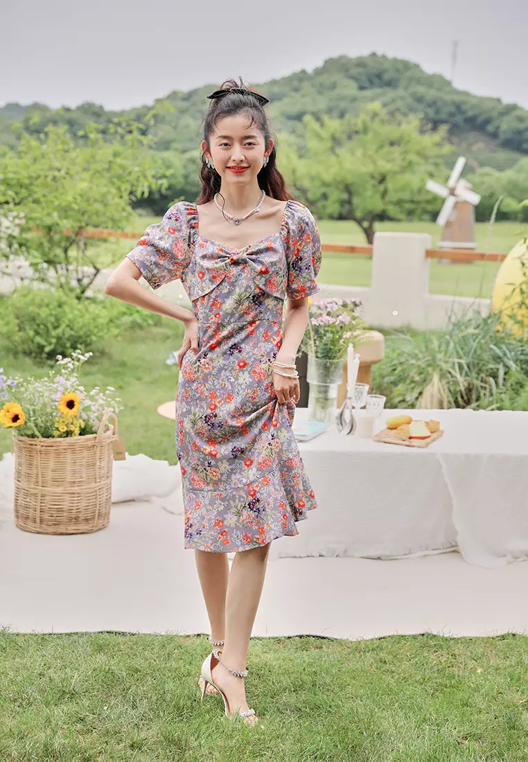 Buy Hopeshow Chest Ribbon Floral Midi Dress 2025 Online | ZALORA