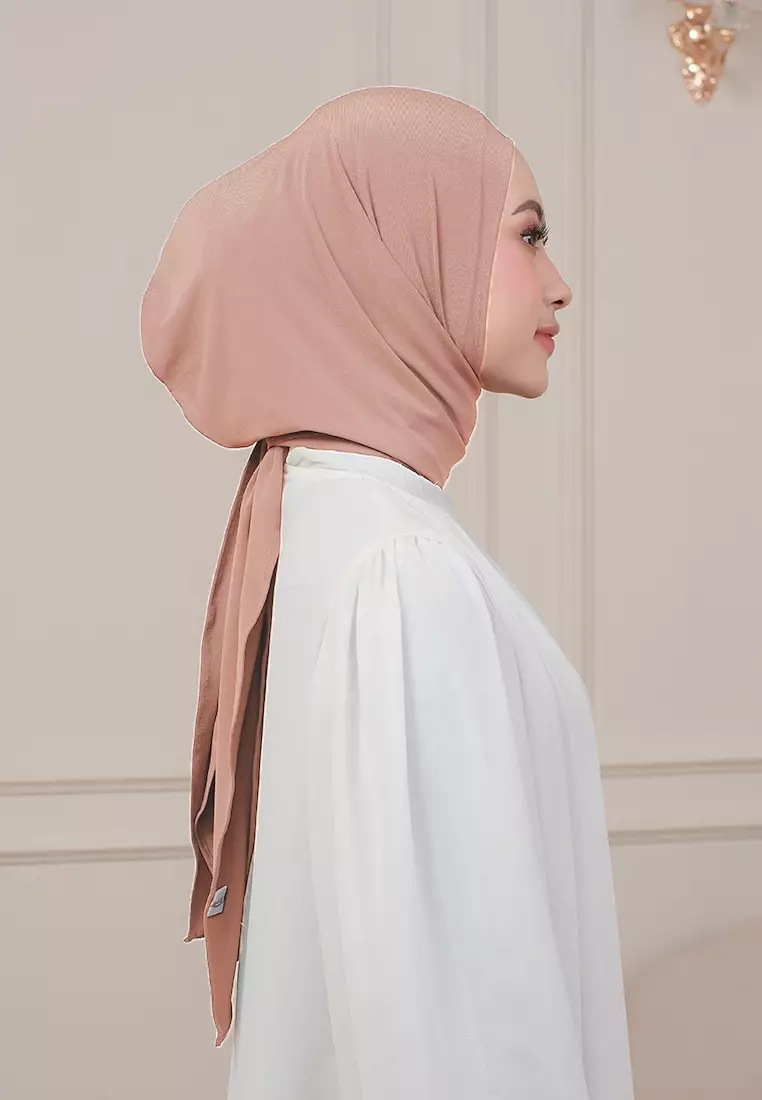 HIJAB INSTAN QIARA - HAZELNUT
