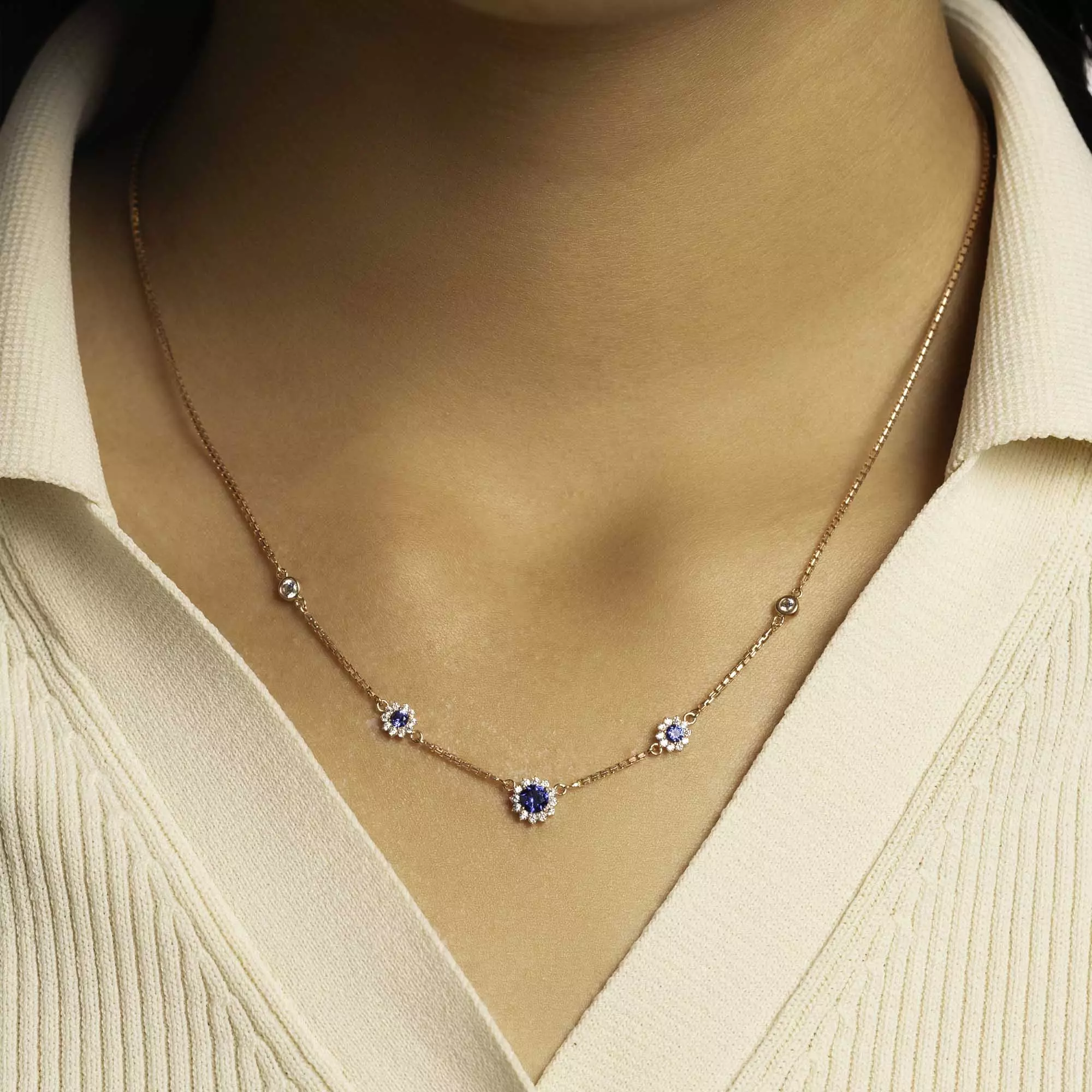 Kalung Serut Emas 7k - Kyna Gold Necklace - Moonveil Collection - Juene Jewelry