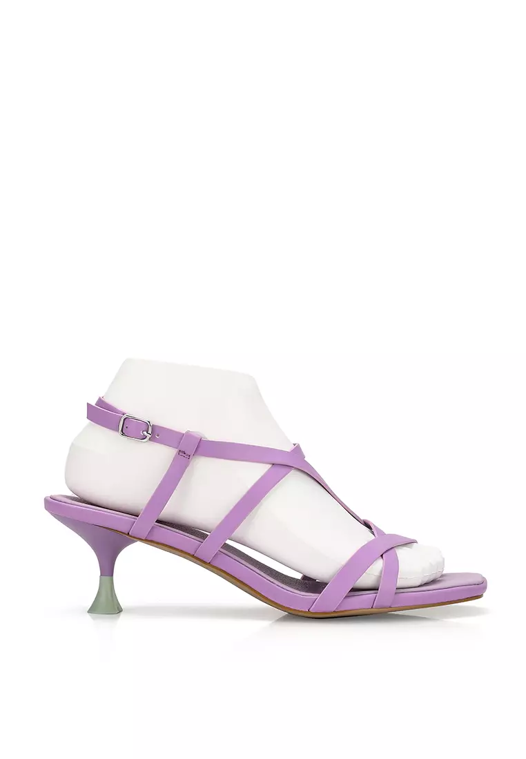 Discount on Betsy  shoes - SKU: Dorothy Strappy Kitten Heels