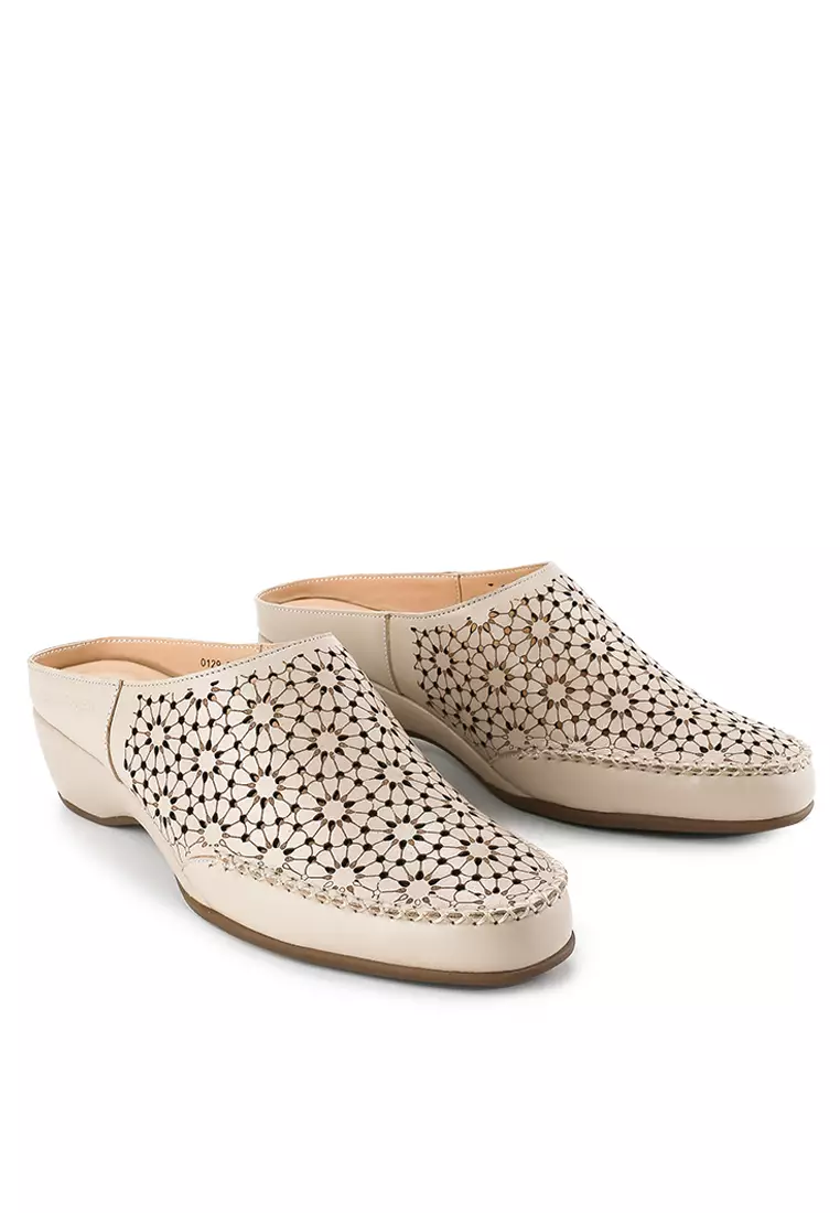 Bp mules on sale