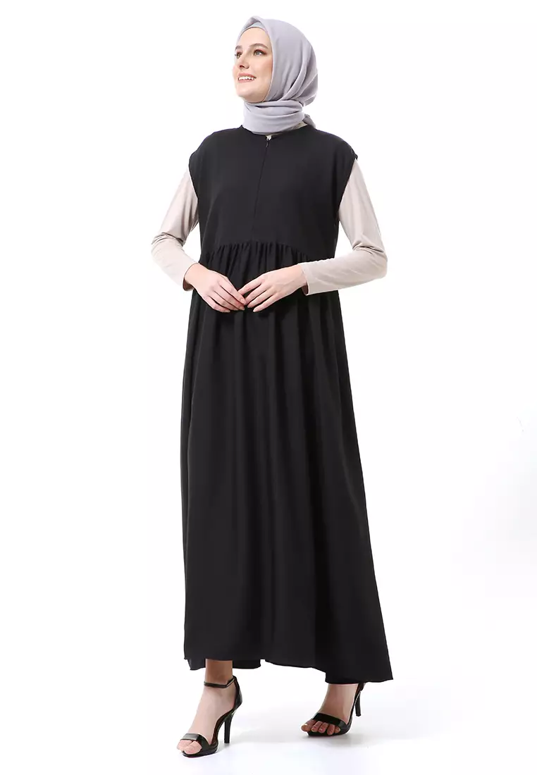 Mely Dalaman Gamis Singlet Manset Muslimah Tanpa Lengan Series Regular Fit - Hitam