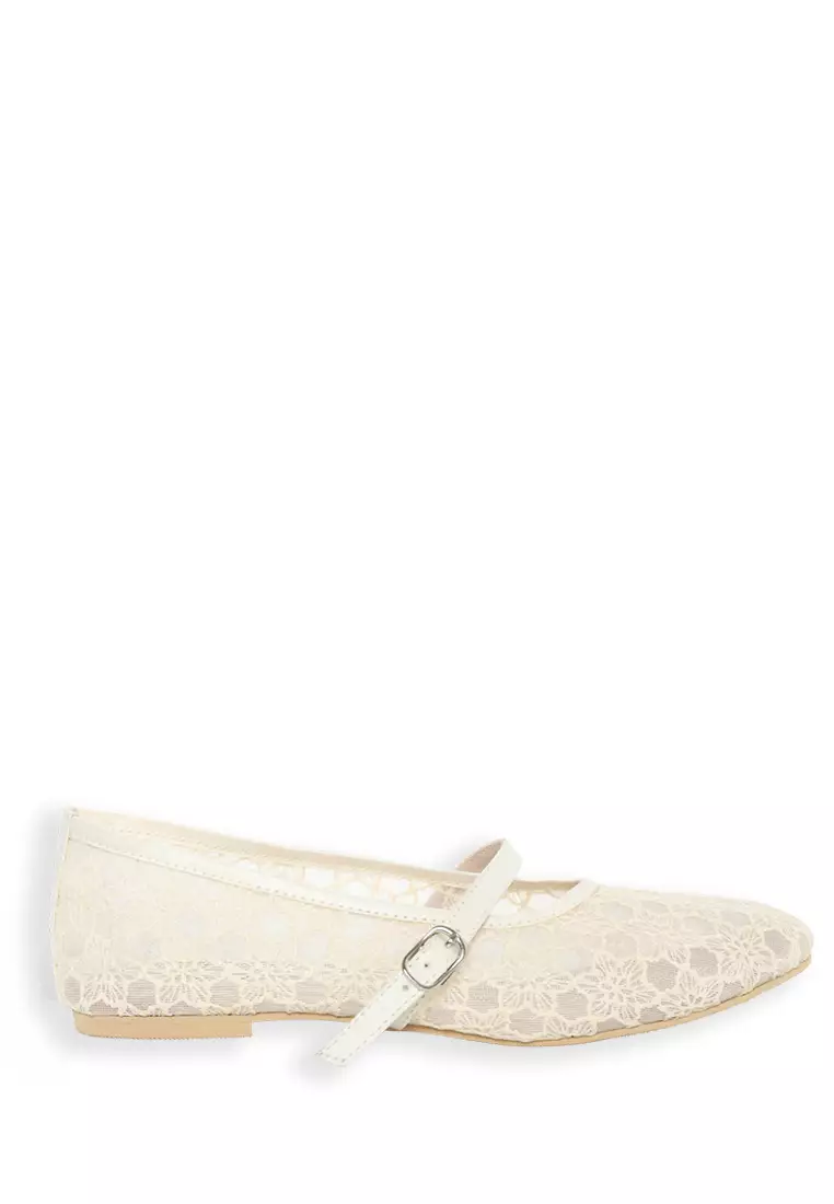 Alesha Flats Shoes Cream