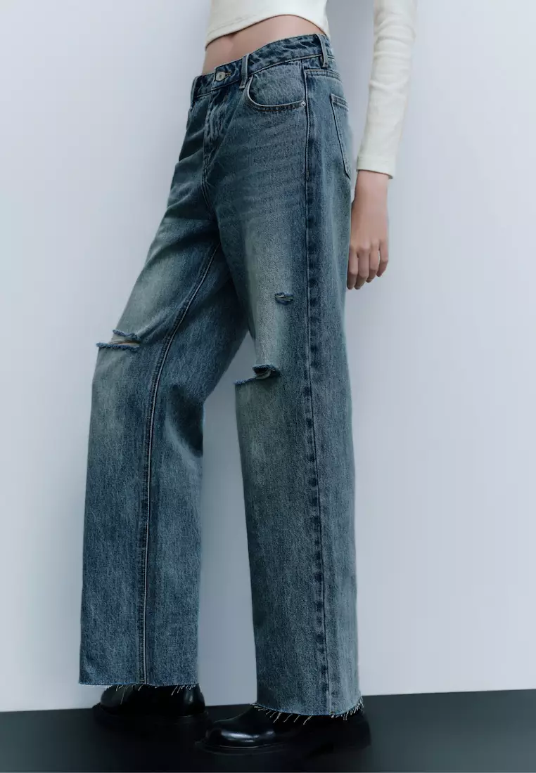 Mid-Waist Frayed Jeans