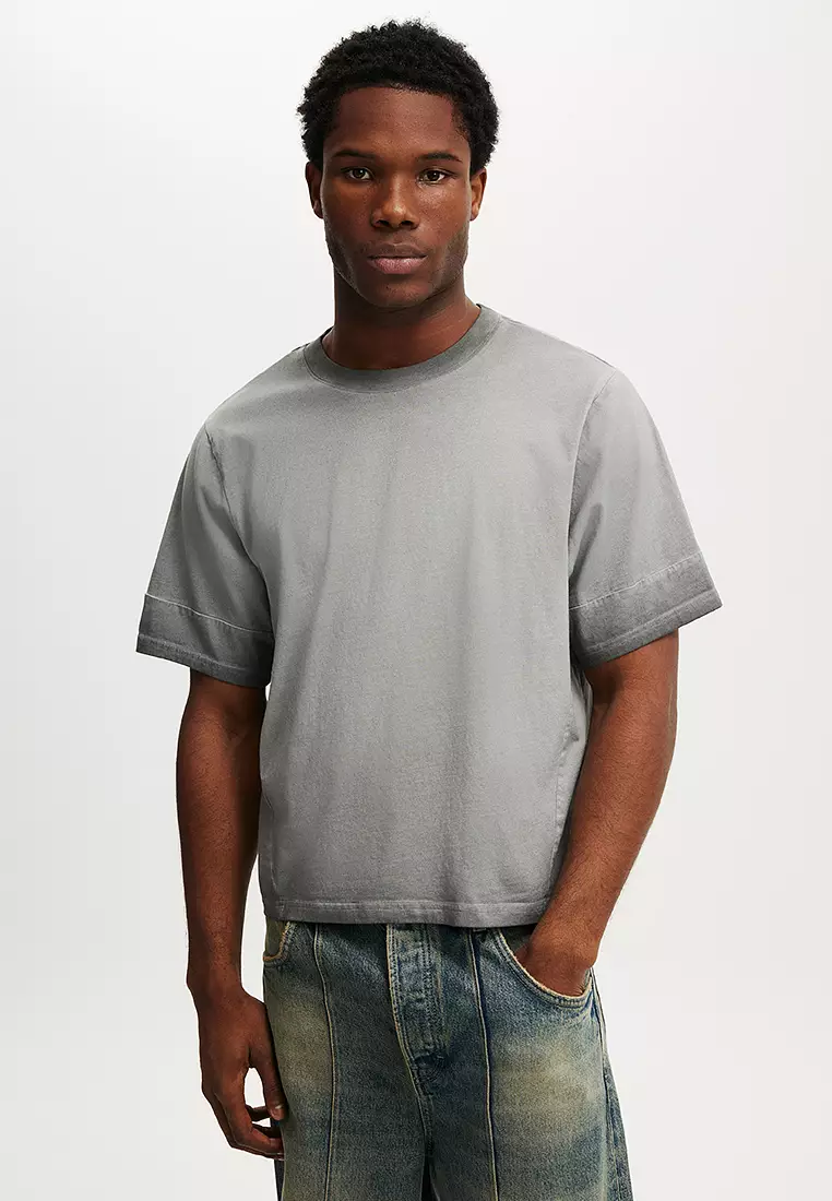 Cropped Fit Y2K T-Shirt