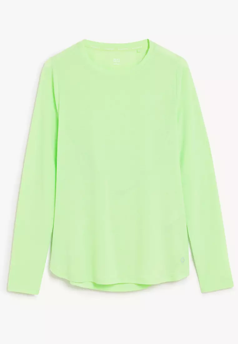 Scoop Neck Open Back Relaxed Yoga Top