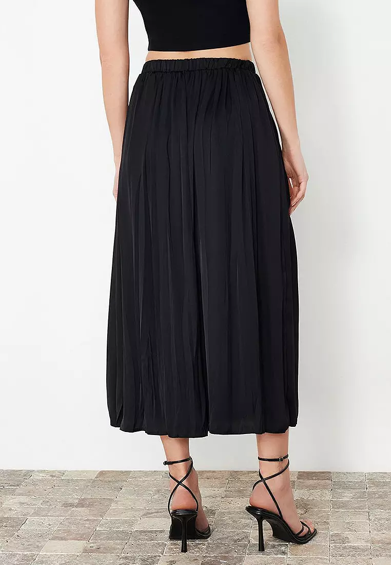 Pleated Skirt