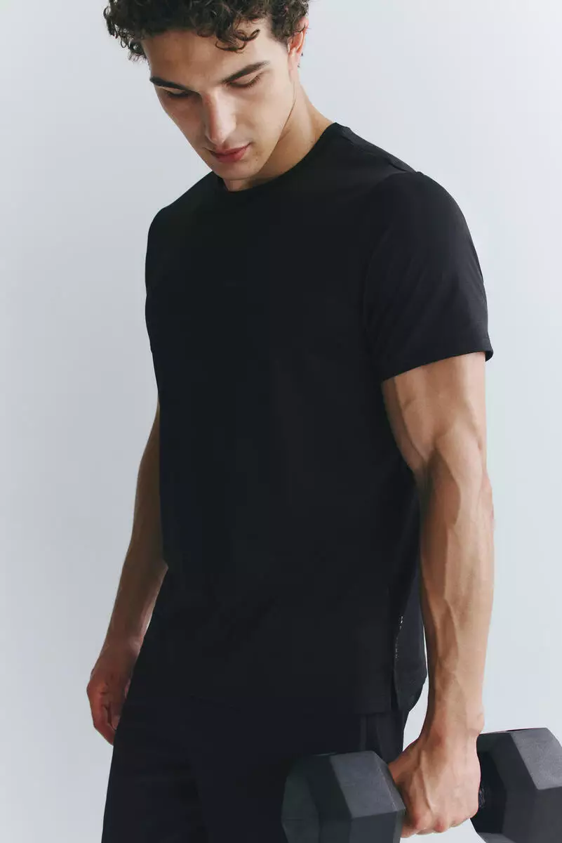 Mesh sports T-shirt with DryMove™
