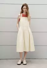 ワンピース URBAN REVIVO SLEEVELESS STRAIGHT DRESS Buy URBAN REVIVO Sleeveless Crew Neck Straight Dress 2025