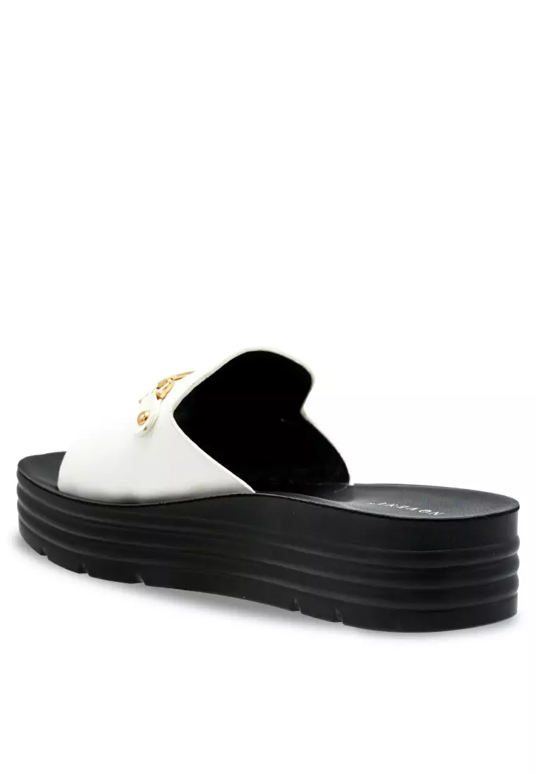 Women Faux Leather Strap Fashion Wedges - 240280100