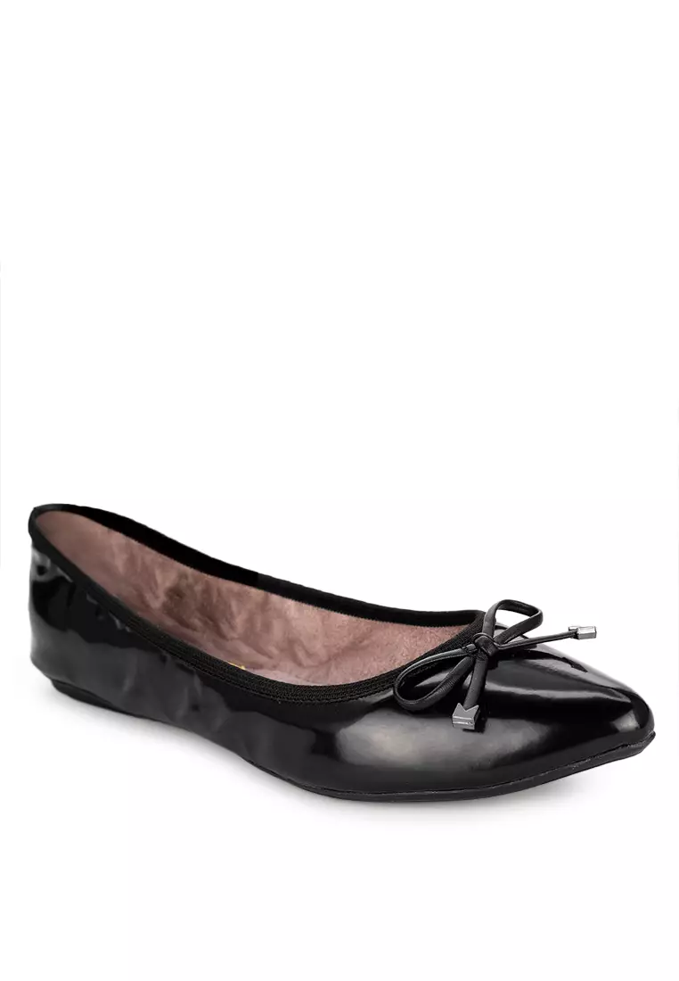 Discount on Butterfly Twists  shoes - SKU: Annie Black Rubberized Pointed Ballet Flats