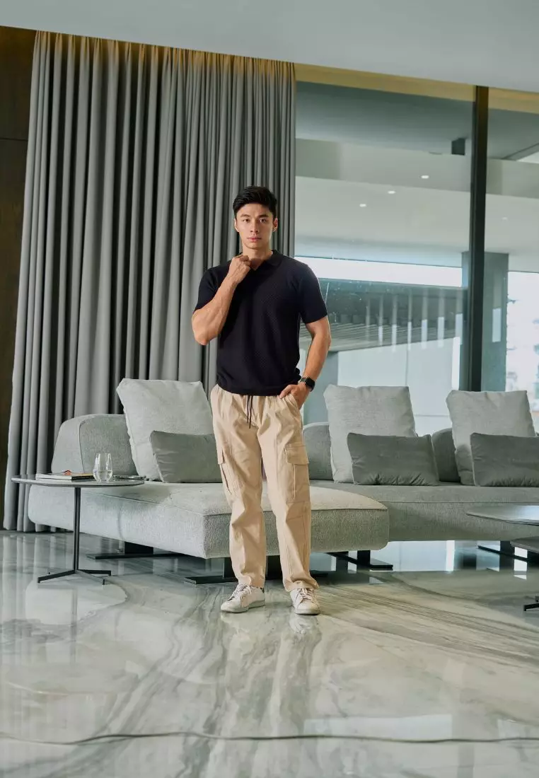 Kale Karl Black / Kaos rajut lengan pendek premium