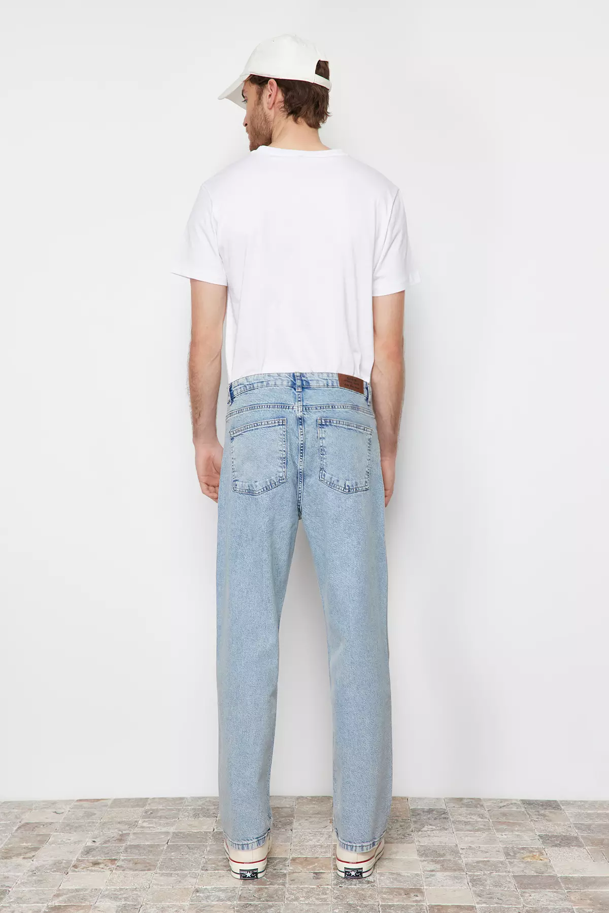 Straight Cut Jeans