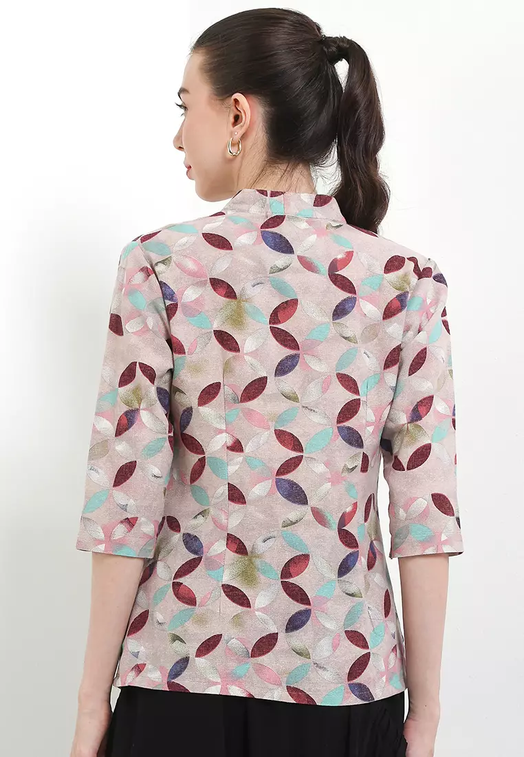 Kebaya Kutu Baru 3/4-length Sleeves