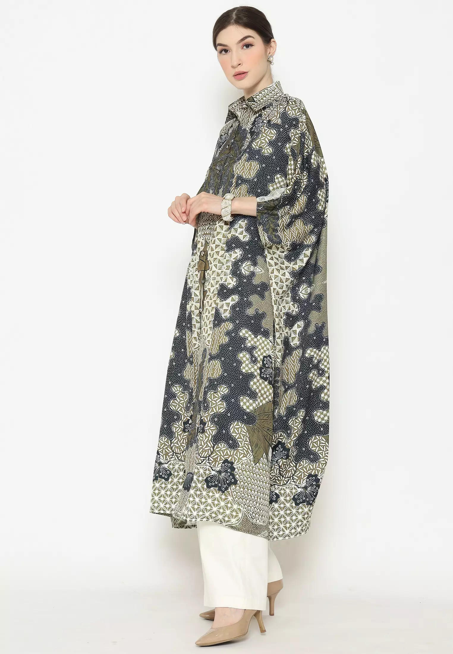 Kanzi Collared Kaftan