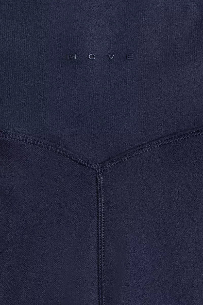 Sports cycling shorts with SoftMove™