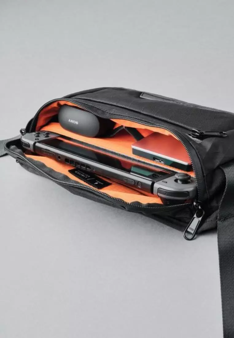 ALPAKA BRAVO SLING MINI V2 VX42 (BLACK)