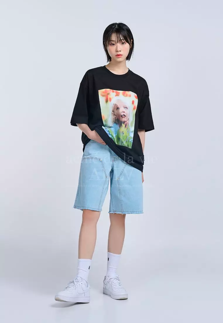 Flower Garden Girl Short Sleeve T-Shirt Black