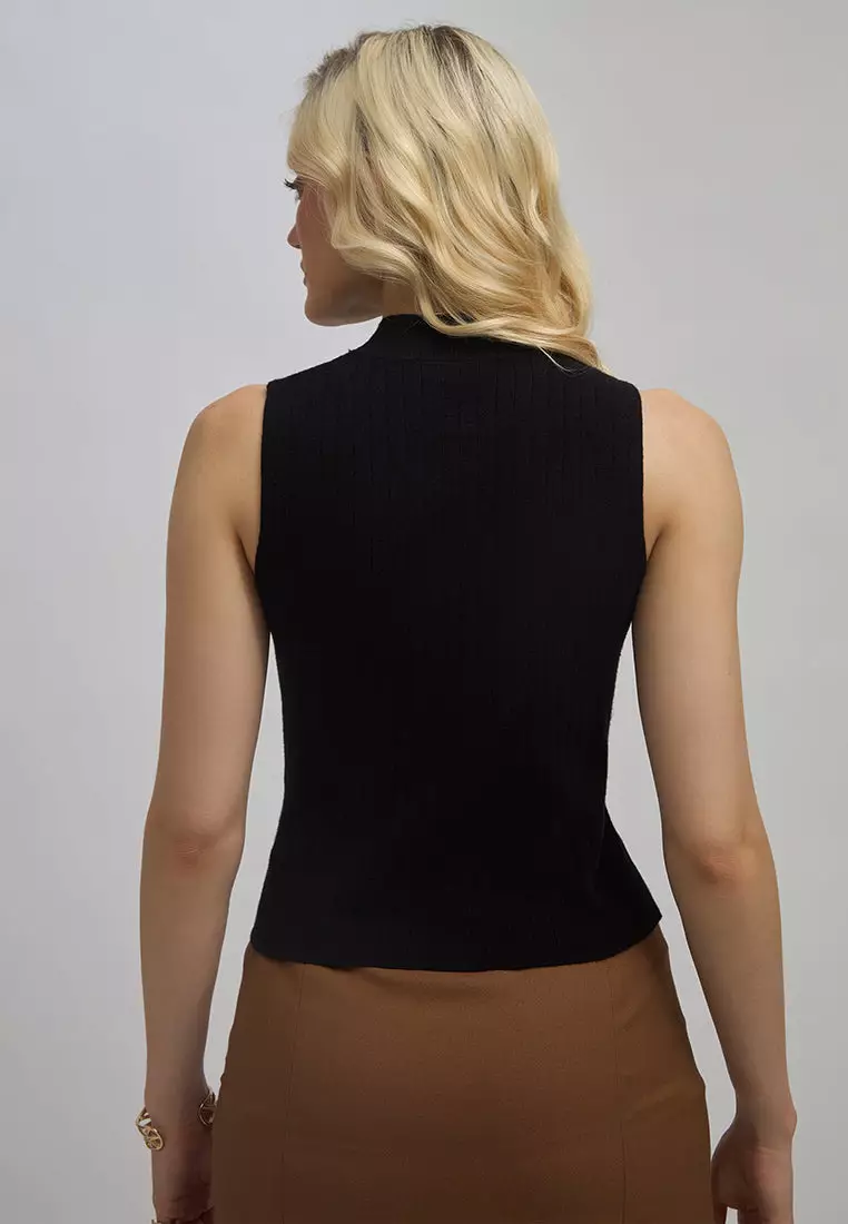 VIRGIO Viscose Highneck Flatknit Sleeveless Top