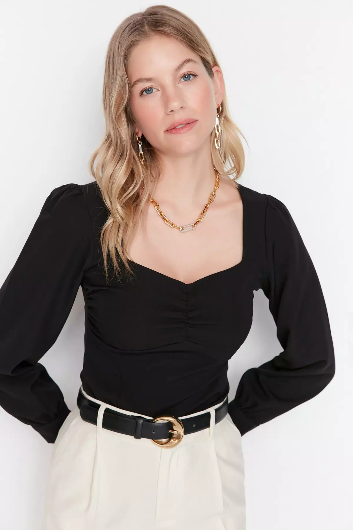 Sweetheart Neck Balloon Sleeve Blouse