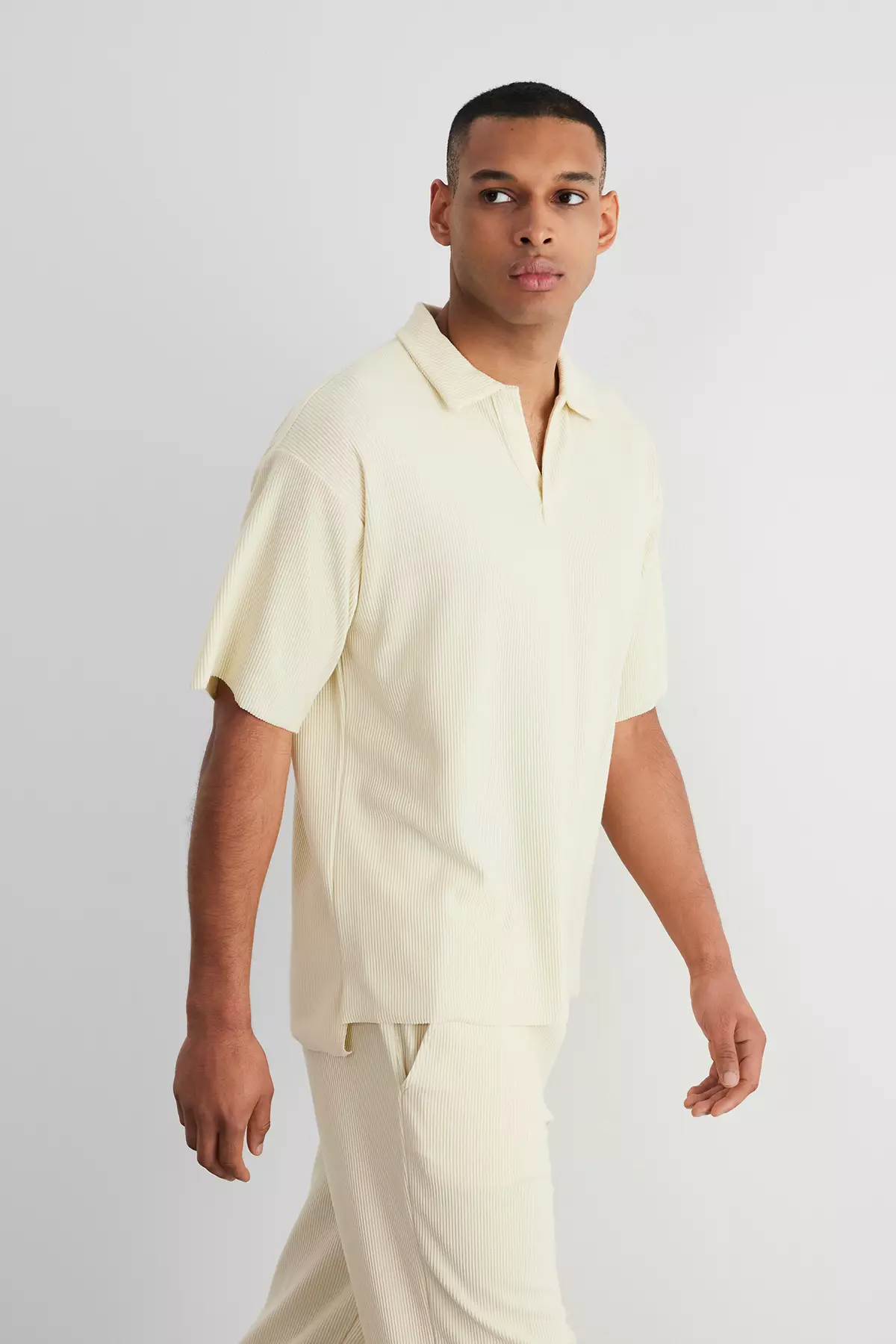 Textured Wrinkle Free Polo Shirt