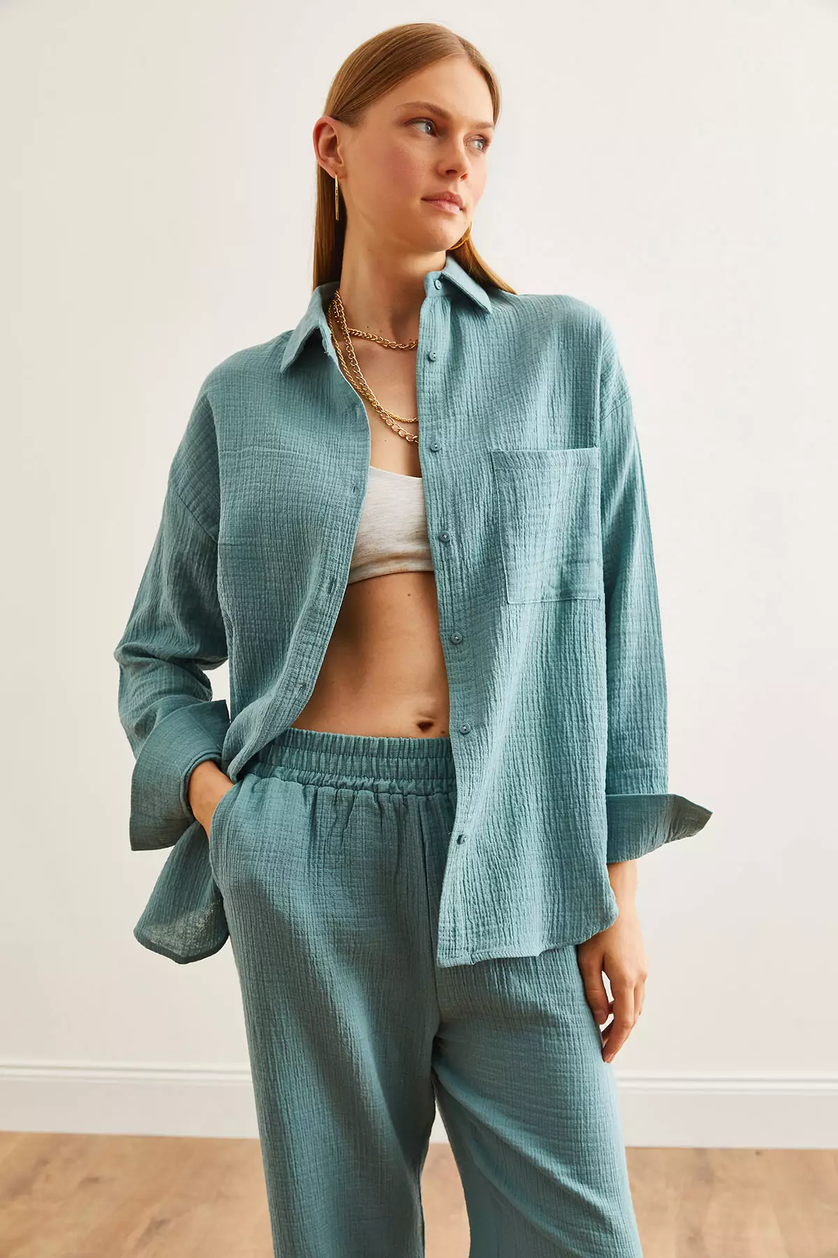 Mint Green Oversize Women's Shirt - Basic Muslin Model Gml- 19001217