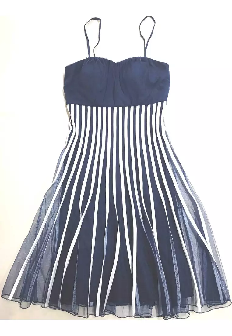 現代對比條帶晚裝短裙