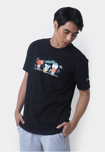Penshoppe black Penshoppe with BT21 Relaxed Fit Graphic T-Shirt for Men 1BEE4AAD8D58F5GS_1