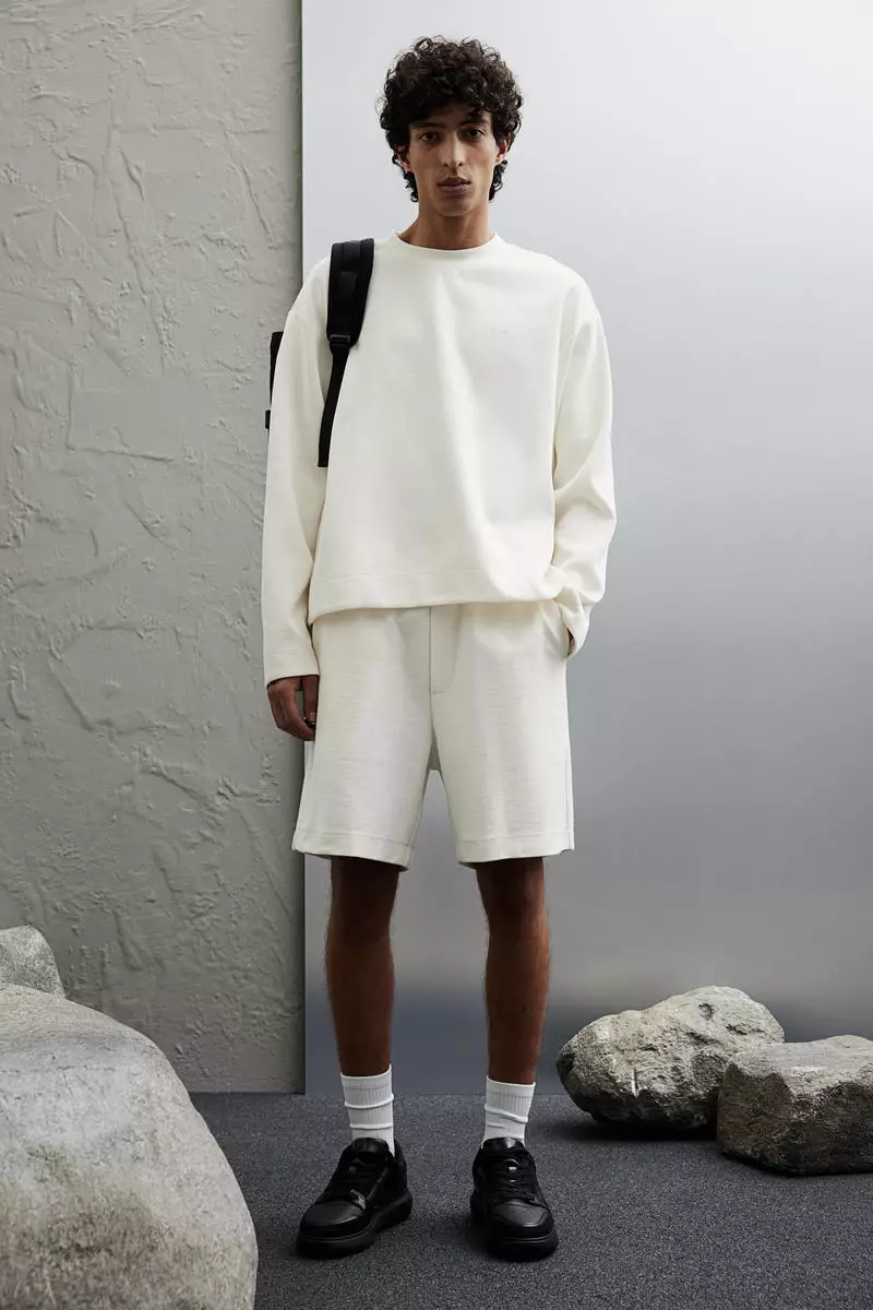 Loose Fit Long-sleeved jersey top