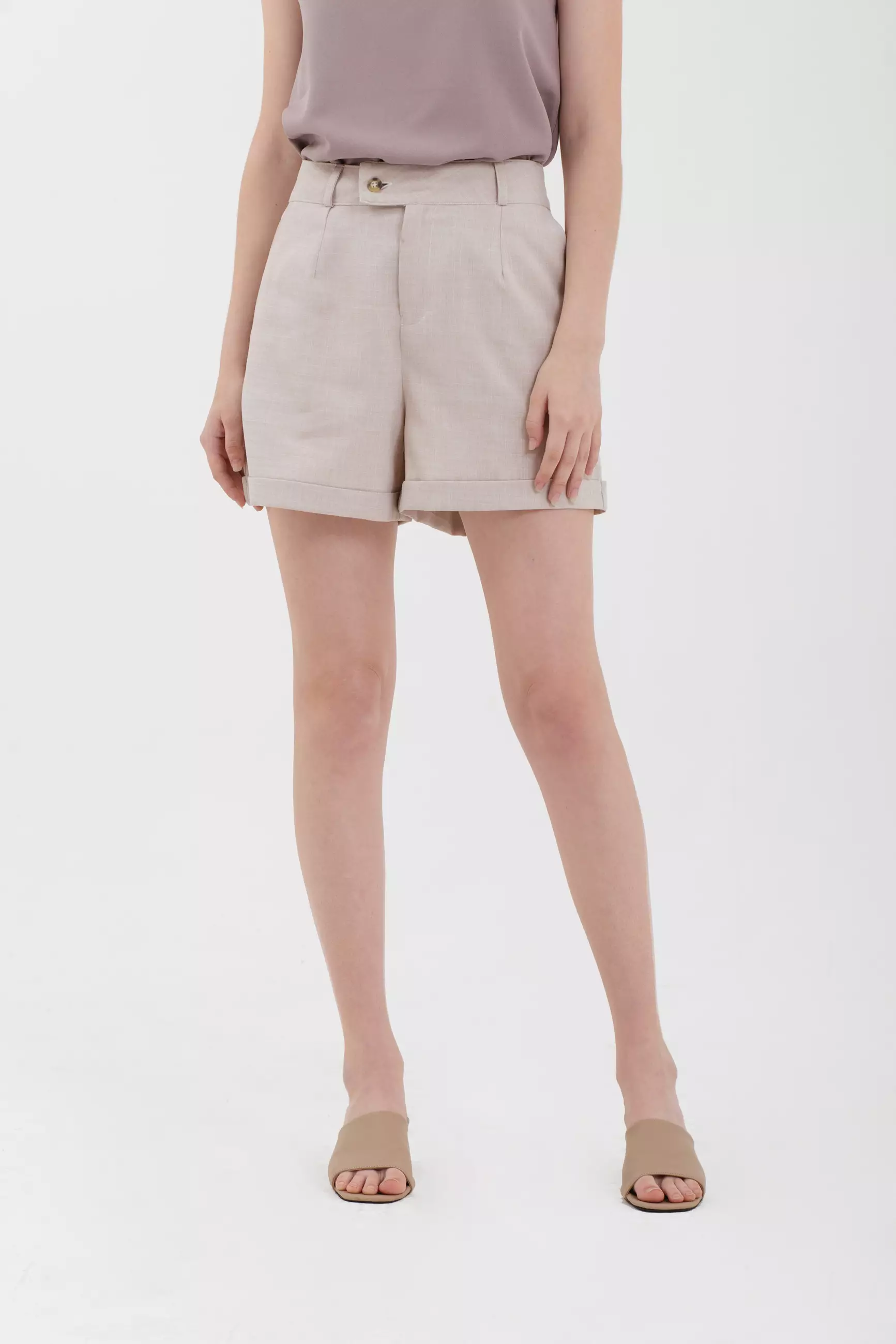 Celana Pendek Wanita Sissy Khaki