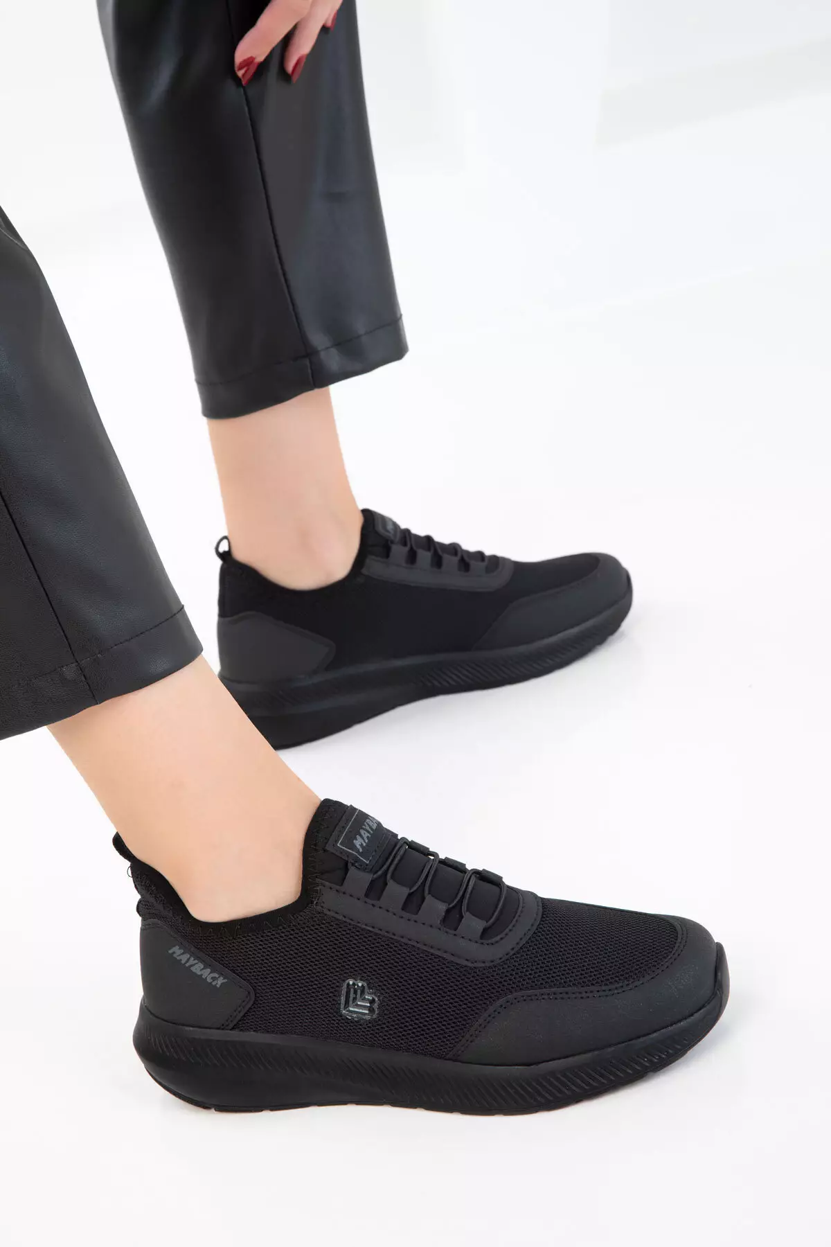 Black-Black Women's Sneaker 20779