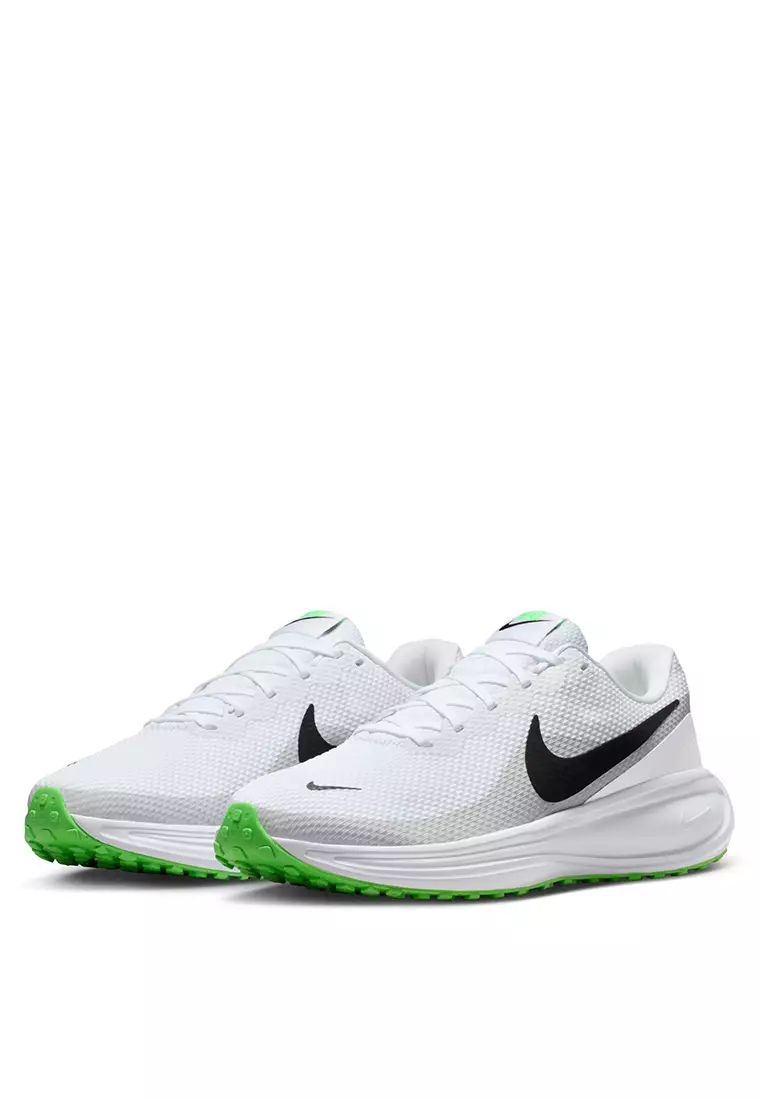 Nike Revolution 8