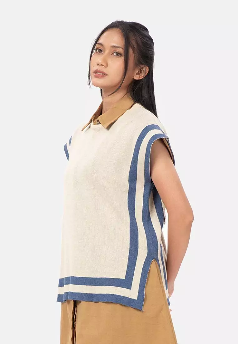 Agatha Blouse in Blue