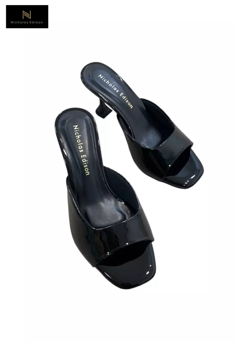 Nicholas Edison Heel Fika Black