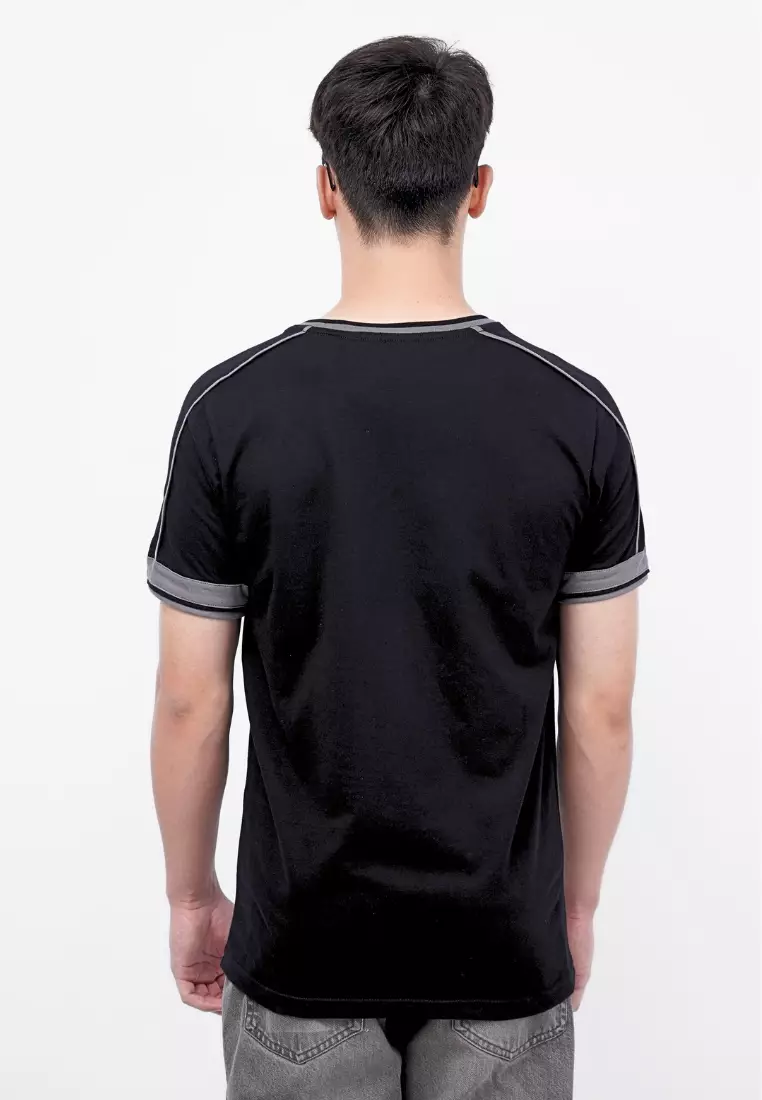 Ryusei Kaos Pria Vaunted Black