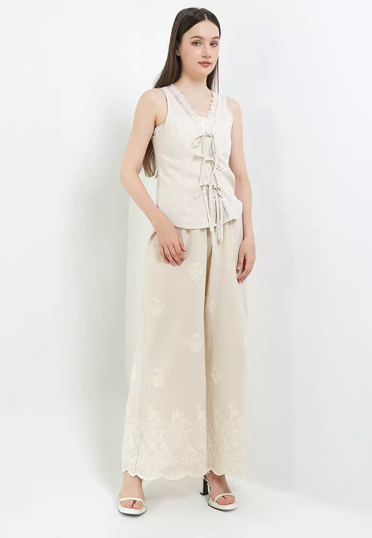 Linen Vest W/ Lace Trim & Ribbon