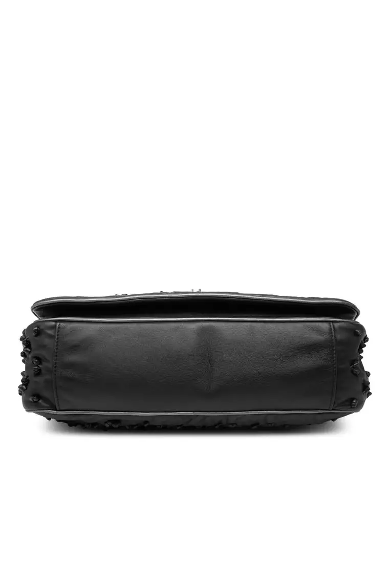 Pre-Loved Chanel Cc Lambskin Chic Knot Flap