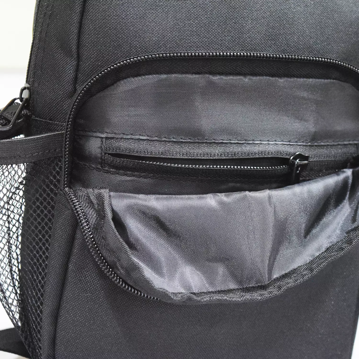 Tas Selempang Bahu Shoulder Bag Adidas VS09 Core Black