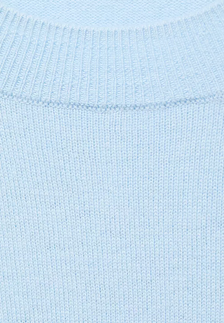 100% Wool Fine-Knit Sweater