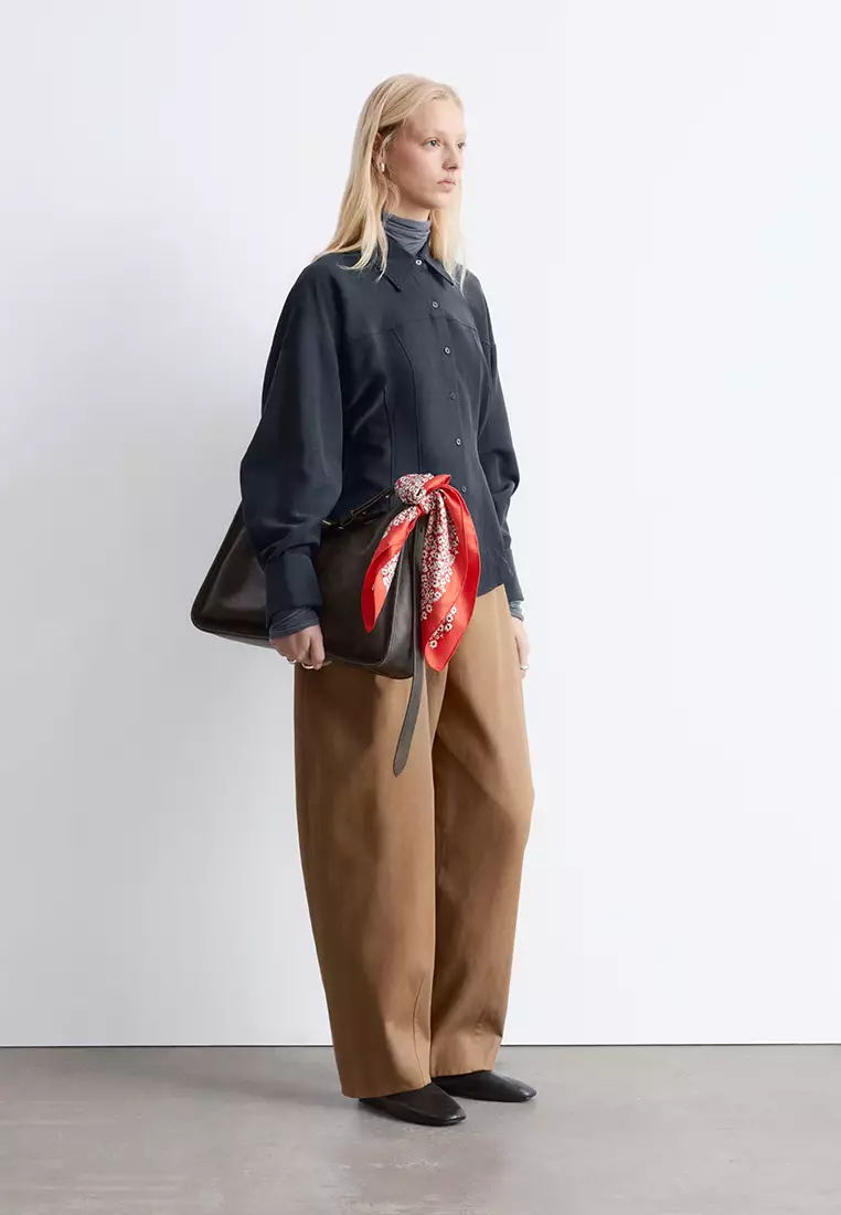 Balloon-Sleeved Tapered Shirt