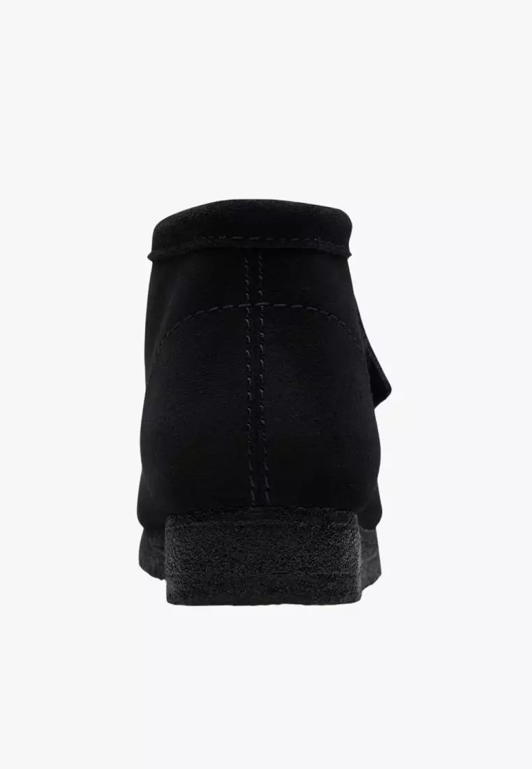 Jual CLARKS Clarks Mens Wallabee Boot - Black Original 2026 | ZALORA ...