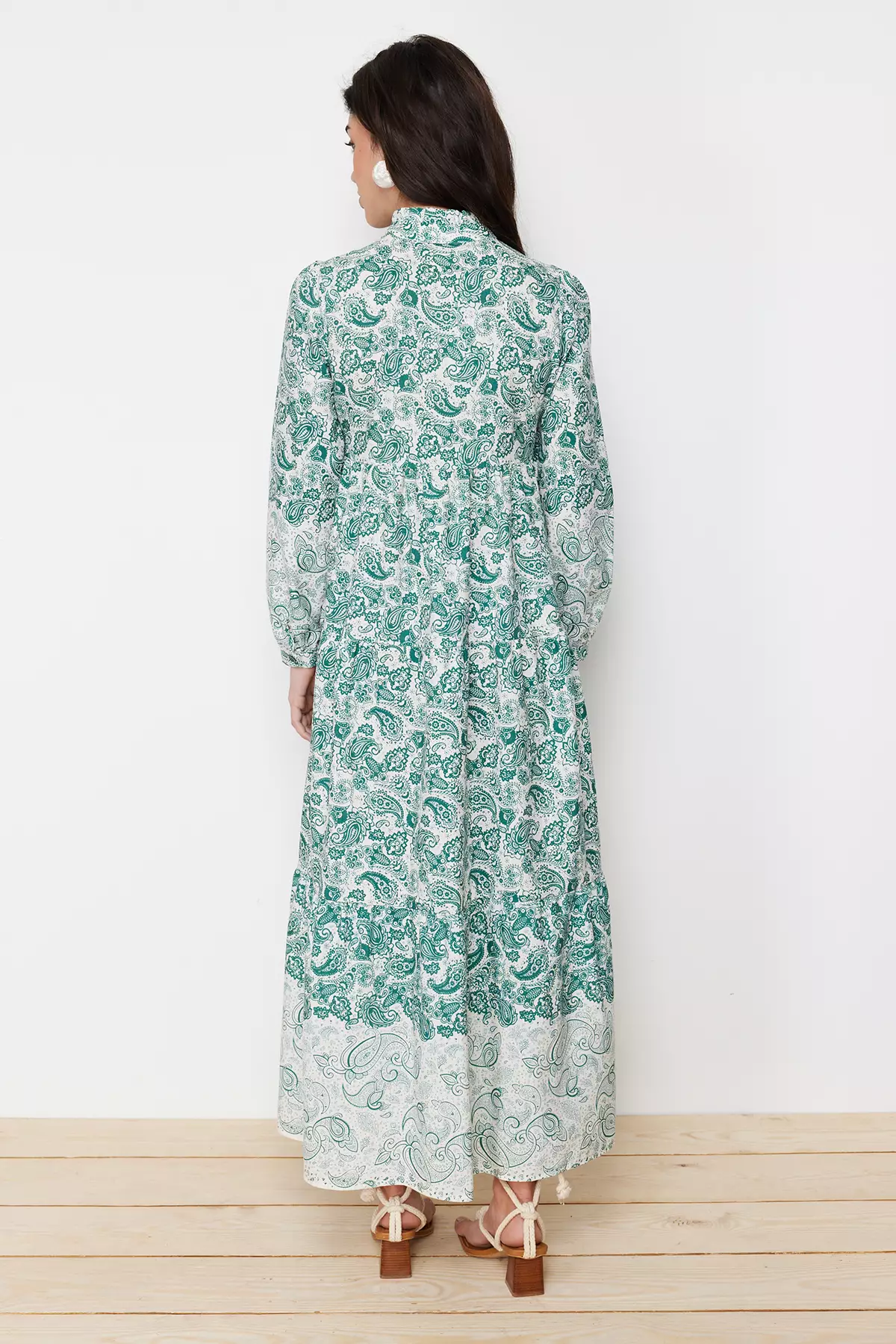 MODEST Judge Collar Shirt Dress