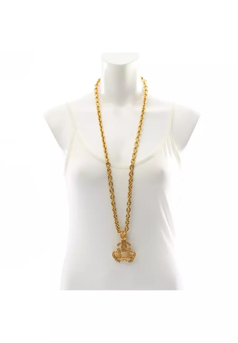Vintage chanel necklace on sale