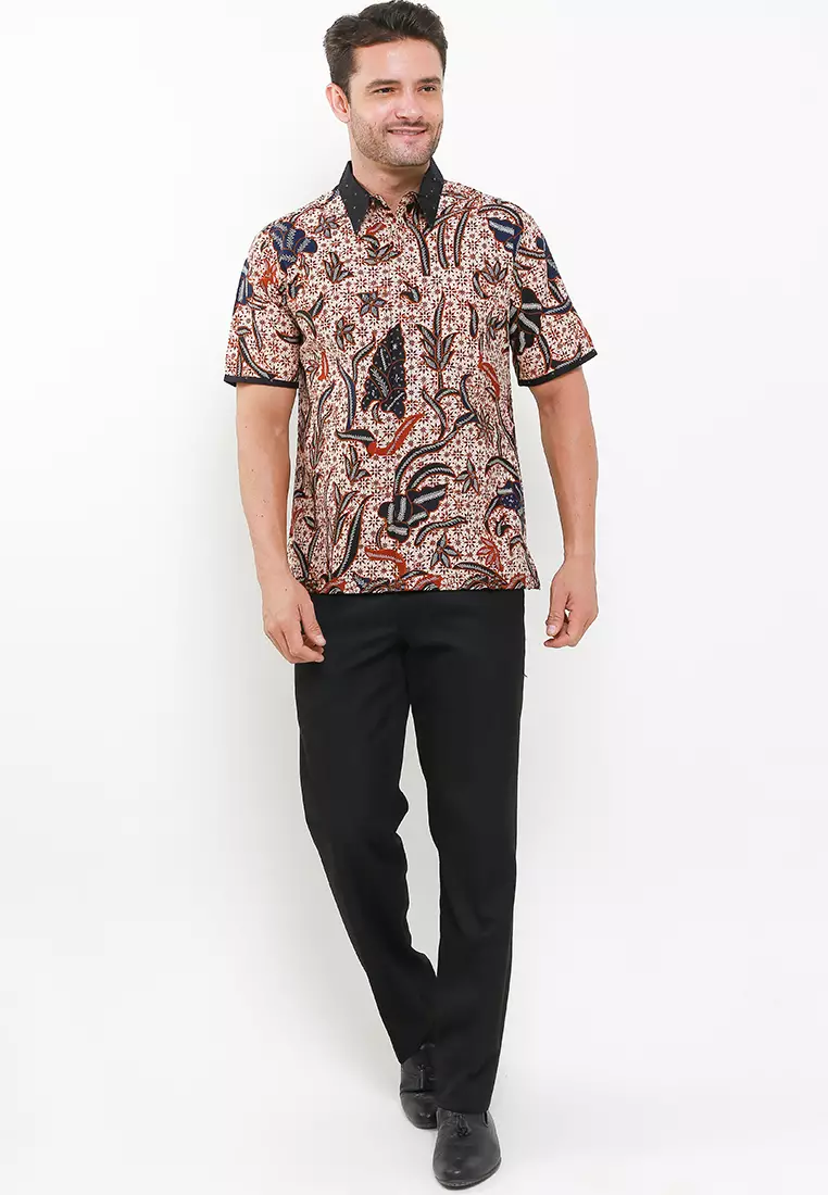 Hem Batik Body Fit Madura Daun